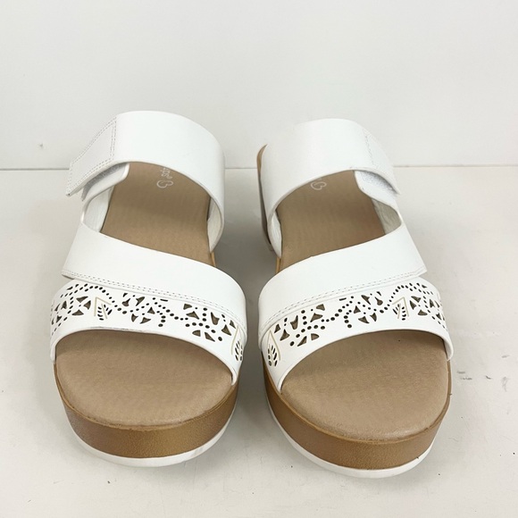 BARETRAPS GIGI White Block Heel Open Toe Adjustable Strap Sandals Women’s Size 9 - Picture 3 of 15